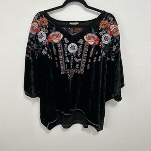 John Mark Boho Black Velvet Dolman Top Blouse S/M Floral Embroidered Geometric